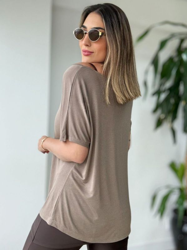 BLUSA OMBRO A OMBRO EM SOFT 