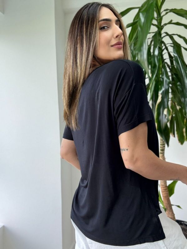 BLUSA BASICA DECOTE EM V 