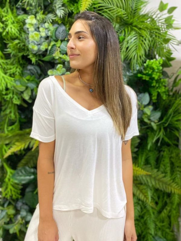 BLUSA BASICA DECOTE EM V 