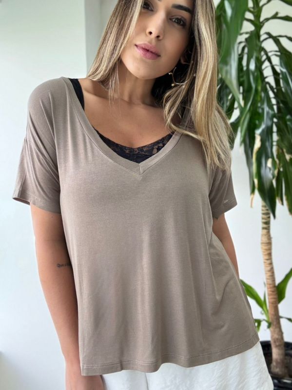 BLUSA BASICA DECOTE EM V 