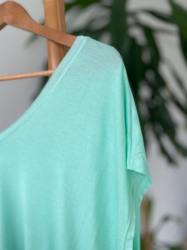 BLUSA QUADRADA