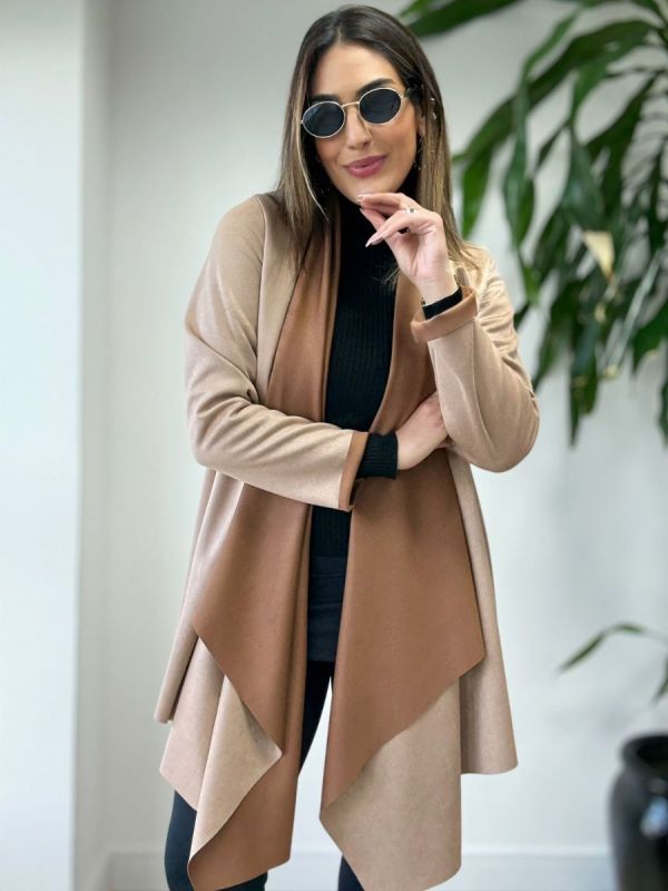 CASACO EM SUEDE BICO