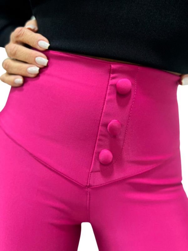 CALCA SKINNY SCULPY BOTOES 