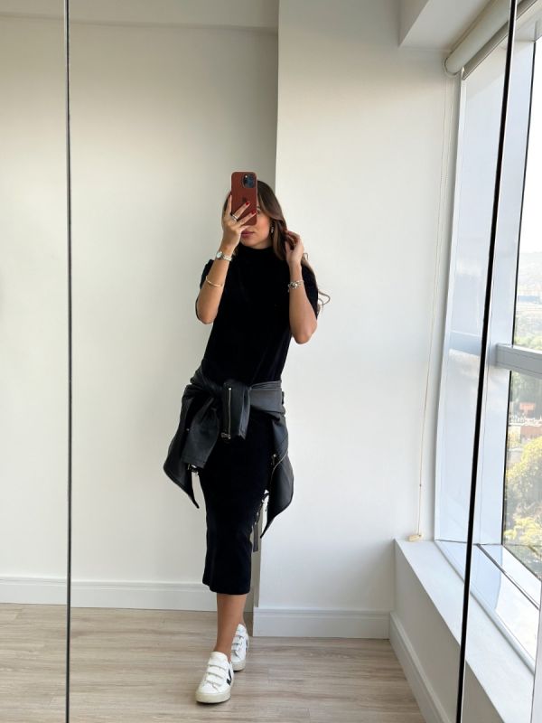 VESTIDO MIDI VELUDO