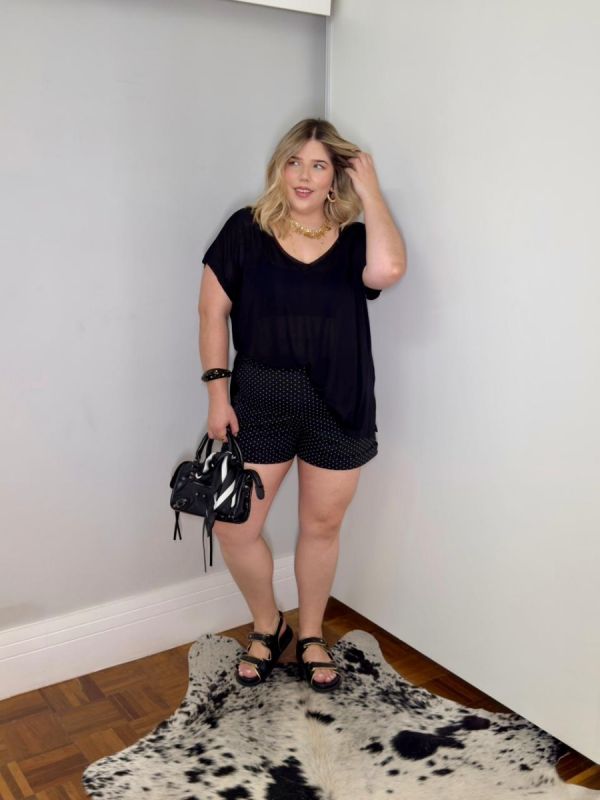 BLUSA QUADRADA