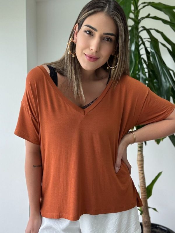 BLUSA BASICA DECOTE EM V 