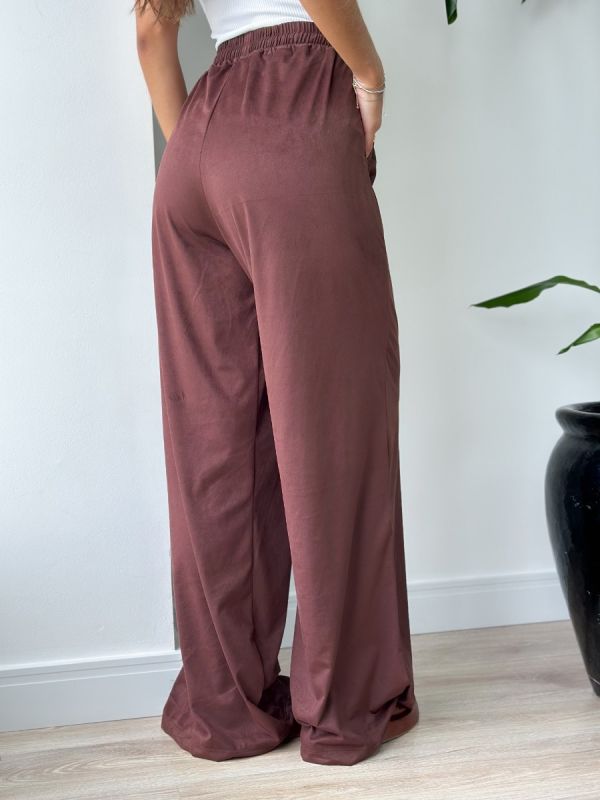 CALCA PANTALONA SUEDE COM PONTEIRA