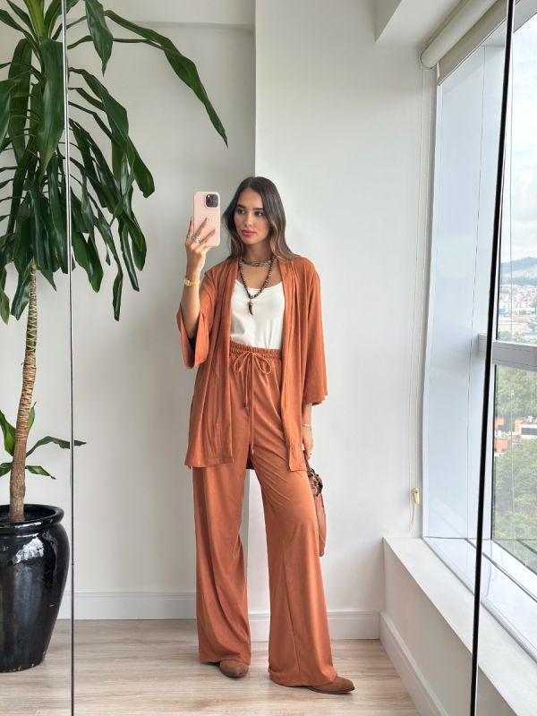 CALCA PANTALONA SUEDE COM PONTEIRA