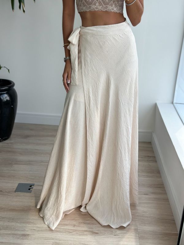 SAIA WRAP + SHORTS