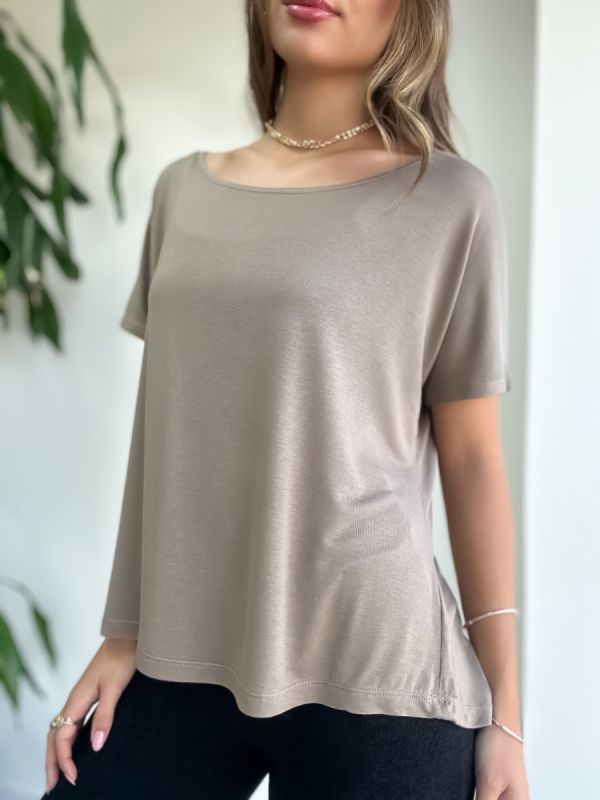 BLUSA OMBRO A OMBRO EM SOFT 