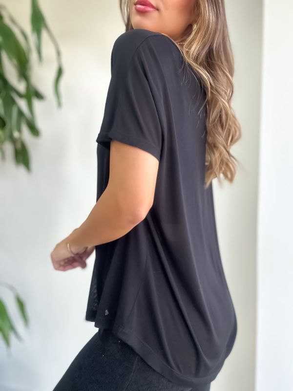 BLUSA OMBRO A OMBRO EM SOFT 