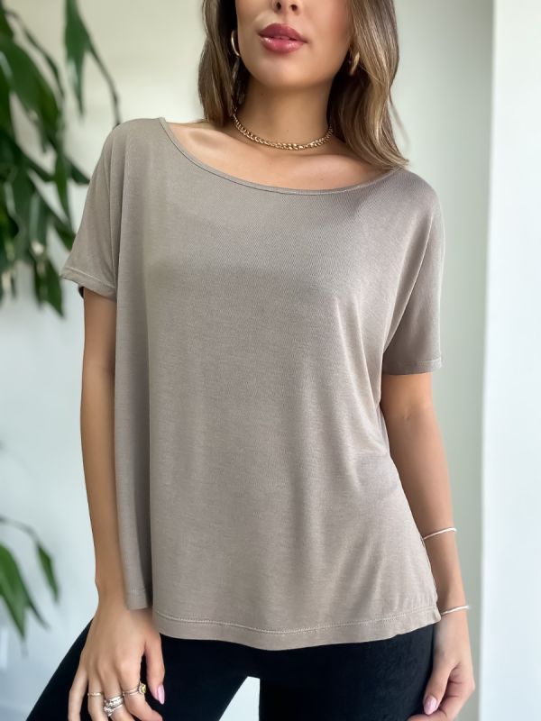 BLUSA OMBRO A OMBRO EM SOFT 