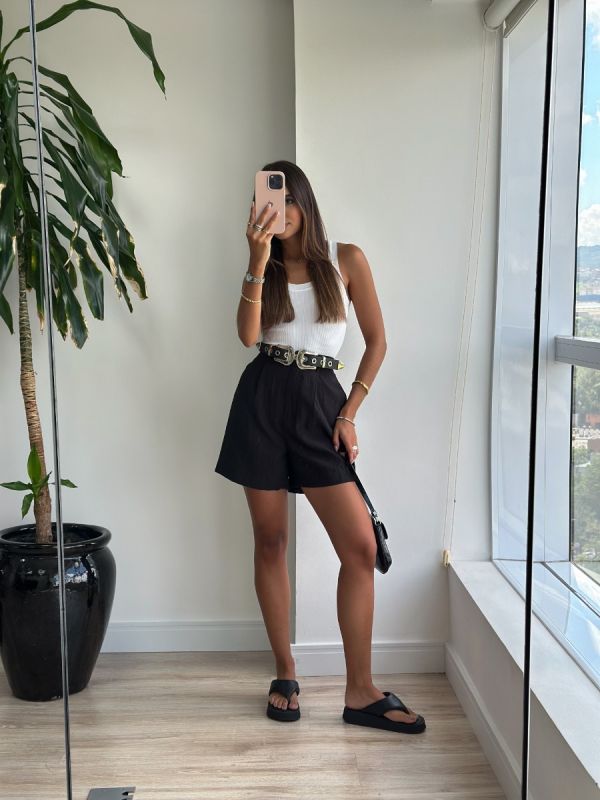 SHORTS BASICO PRETO