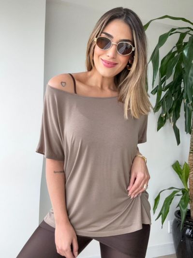 BLUSA OMBRO A OMBRO EM SOFT 